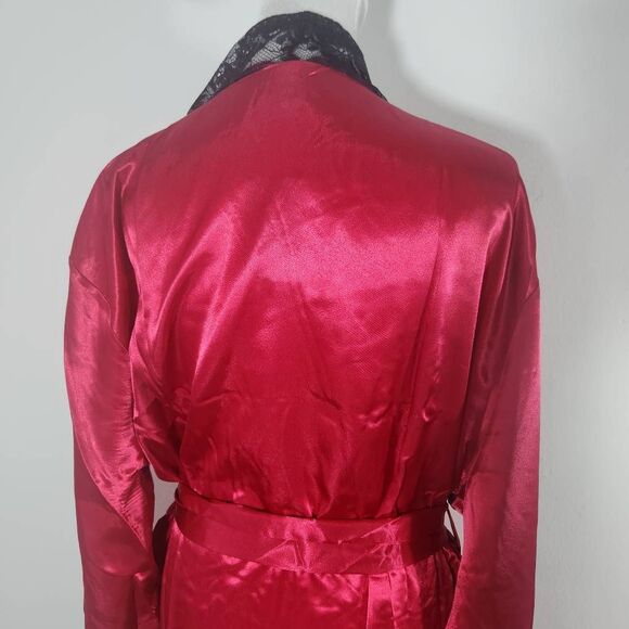 Frederick's of Hollywood Ruby Pink Satin Robe Size 1X NWT Lingerie Shower - Picture 6 of 10
